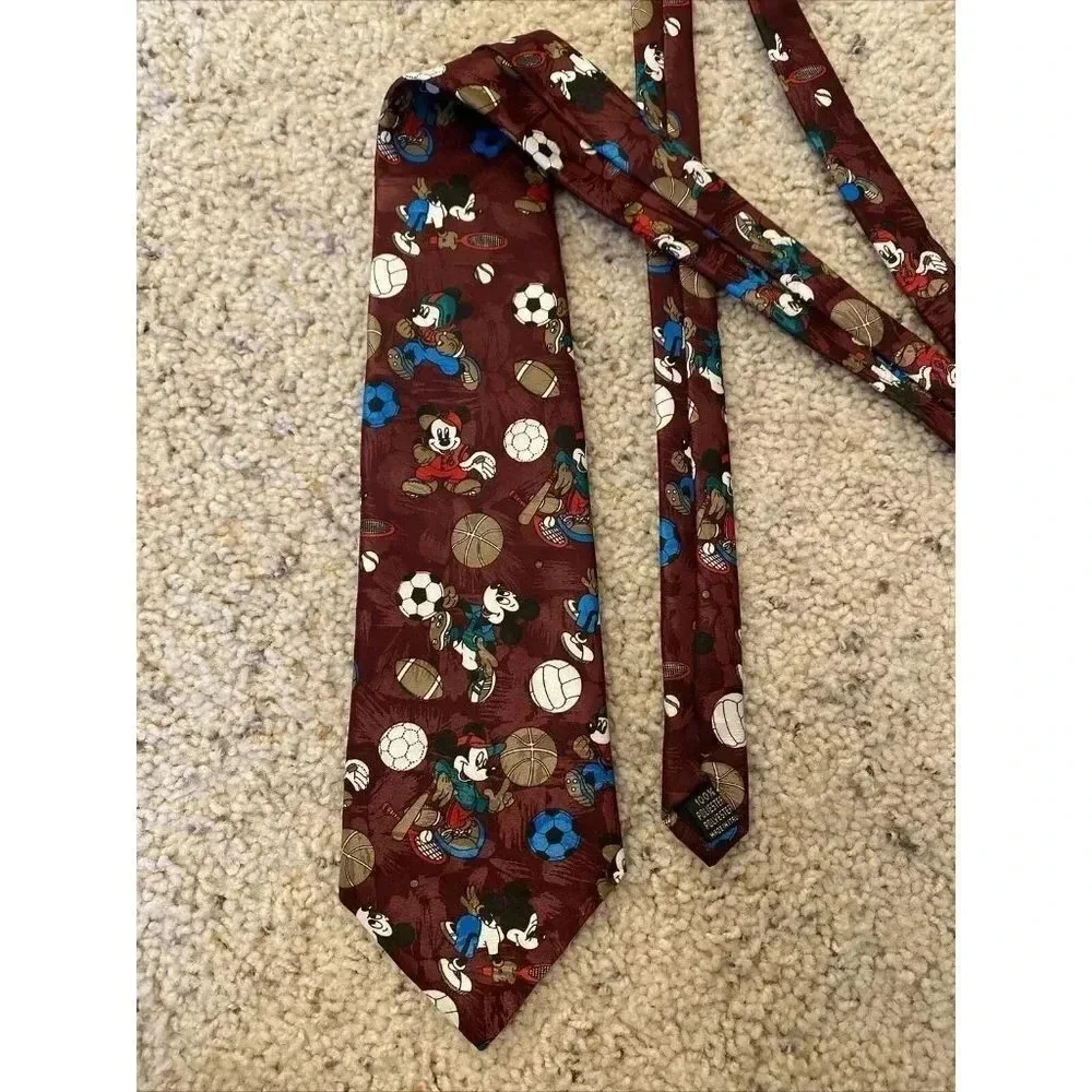 Disney MICKEY MOUSE SPORTS VINTAGE ITALY Necktie Ties Soccer Football Volleyball